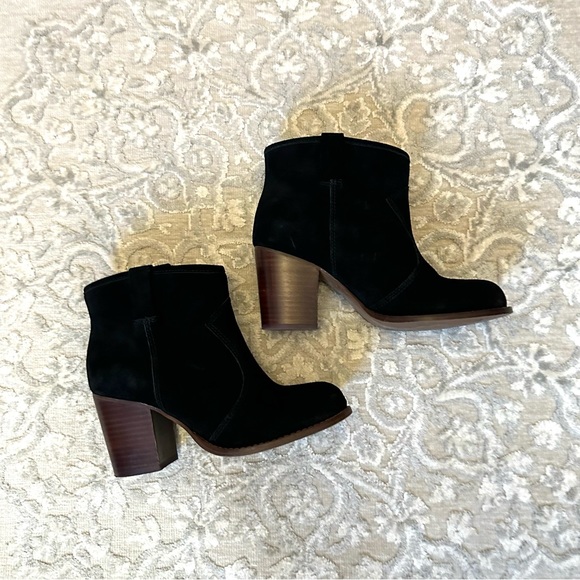 Black Splendid Suede Ankle Boots - Picture 4 of 16